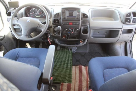                         KAMPER LMC LIBERTY  ROK PRODUKCJI 2005 - zdjęcie 2
                        