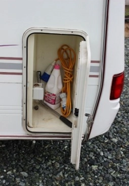                         Przyczepa kempingowa Elddis Typhon rok prod. 2002 - zdjęcie 9
                        