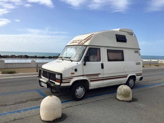                         Sprzedam Kamper Hymer Car 1989 Peugeot 280 L Mały i wygodny! - zdjęcie 1
                        