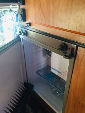                         Sprzedam Kamper Hymer Car 1989 Peugeot 280 L Mały i wygodny! - zdjęcie 4
                        