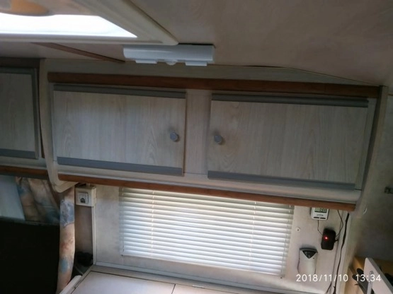                         Sprzedam przyczepę kempingową produkcji francuskiej marki CARAVELAIR model BAMBA 330. - zdjęcie 15
                        