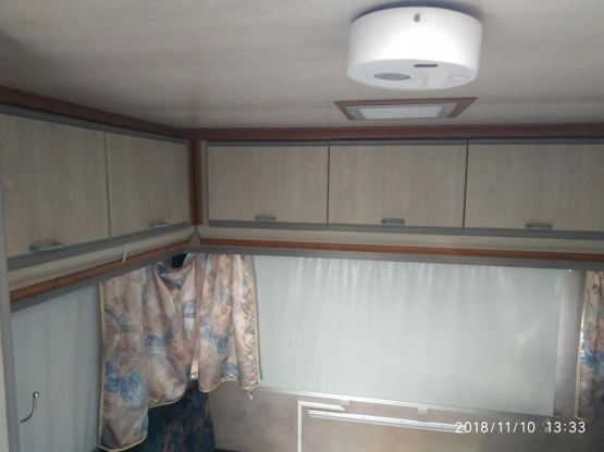                         Sprzedam przyczepę kempingową produkcji francuskiej marki CARAVELAIR model BAMBA 330. - zdjęcie 17
                        