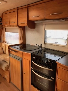                         ADRIA ADORA - zdjęcie 6
                        