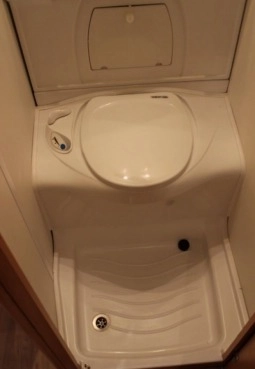                         Przyczepa Lunar 400 rok produkcji 2007 - zdjęcie 17
                        