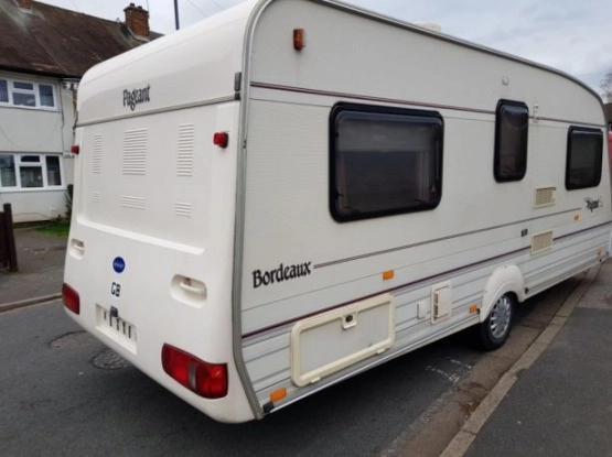                         Przyczepa kempingowa Bailey 4/5-osobowa, 2 sypialnie, przedsionek. - zdjęcie 6
                        