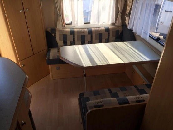                         Przyczepa kempingowa Cristall 460 - zdjęcie 13
                        