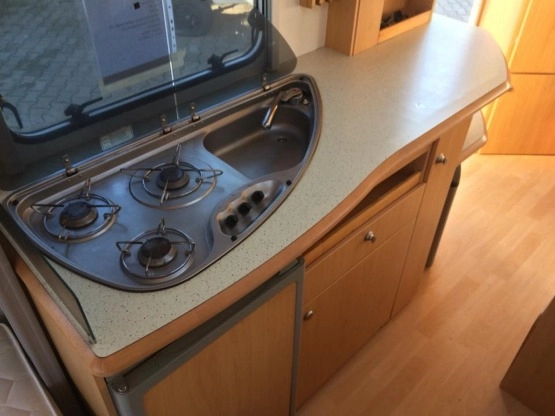                         Przyczepa kempingowa Cristall 460 - zdjęcie 2
                        