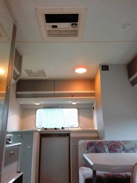                         Axxor, 1995r, DMC 890 kg, klima dachowa, 5 osób, zamykana sypialnia - zdjęcie 11
                        