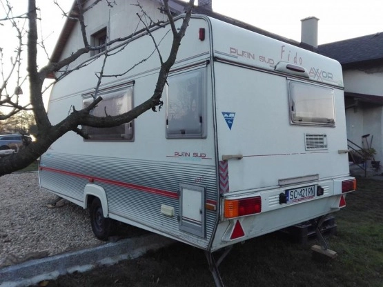                         Axxor, 1995r, DMC 890 kg, klima dachowa, 5 osób, zamykana sypialnia - zdjęcie 13
                        