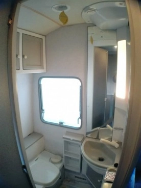                         Axxor, 1995r, DMC 890 kg, klima dachowa, 5 osób, zamykana sypialnia - zdjęcie 16
                        