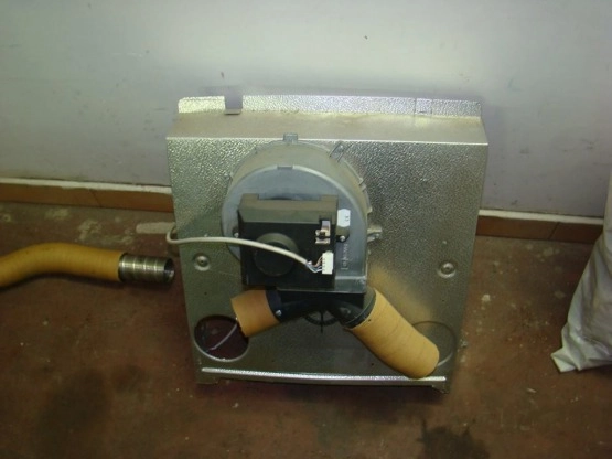                         Kemping Szrot Piec ogrzewanie gazowe TRUMATIC SL3002 TRUMA - zdjęcie 2
                        