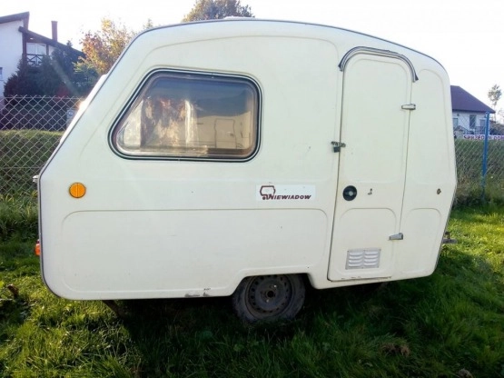                         Kemping Szrot NIEWIADÓW N126 D. Ciekawe wnętrze! Hamulec najazdowy! - zdjęcie 1
                        