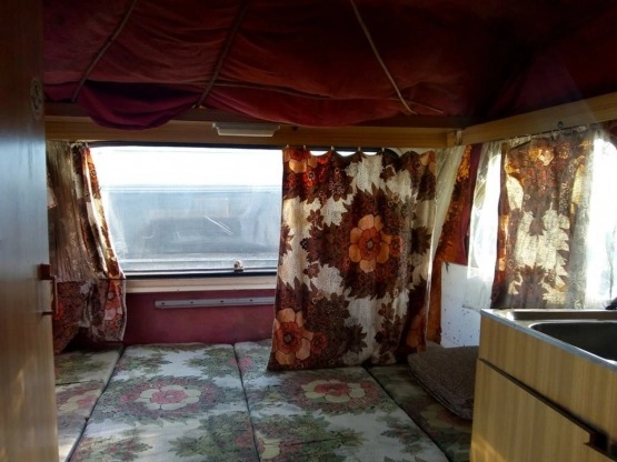                         Kemping Szrot NIEWIADÓW N126 D. Ciekawe wnętrze! Hamulec najazdowy! - zdjęcie 7
                        