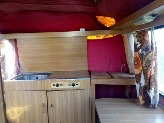                         Kemping Szrot NIEWIADÓW N126 D. Ciekawe wnętrze! Hamulec najazdowy! - zdjęcie 8
                        