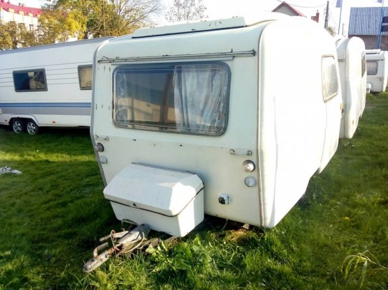                         Kemping Szrot NIEWIADÓW N126 D. Ciekawe wnętrze! Hamulec najazdowy! - zdjęcie 9
                        