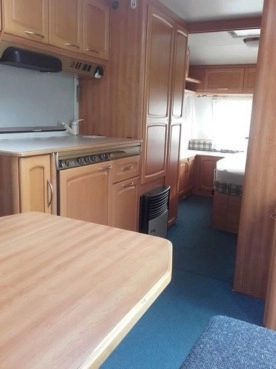                         Przyczepa Knaus Azur - zdjęcie 3
                        