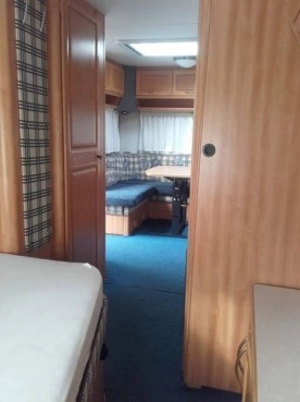                         Przyczepa Knaus Azur - zdjęcie 5
                        