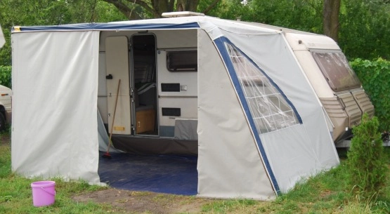                         Sprzedam Przyczepę kempingowa Kip De Lux 1990 rok - zdjęcie 7
                        