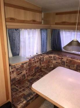                         Adria Unica 461 dla 6 osób, z przedsionkiem. DMC 1100 kg - zdjęcie 13
                        