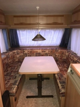                         Adria Unica 461 dla 6 osób, z przedsionkiem. DMC 1100 kg - zdjęcie 9
                        