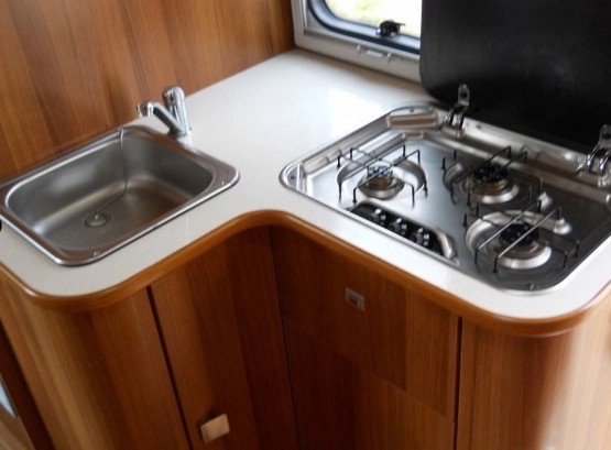                         Kamper Rimor Trimarano Sound - zdjęcie 7
                        