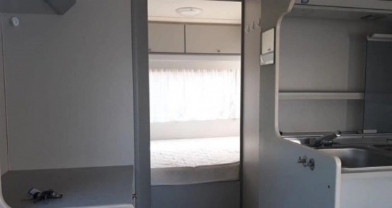                         Przyczepa Beyerland 470T - zdjęcie 4
                        