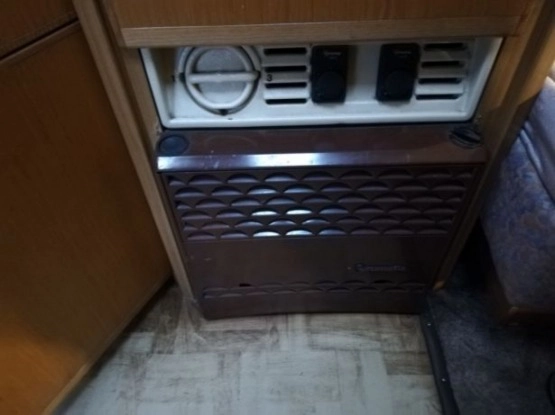                         Przyczepa Dethleffs Beduin L - zdjęcie 2
                        