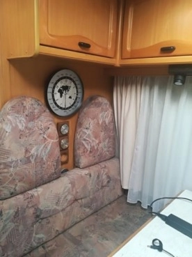                         Zamienię lub sprzedam campera - zdjęcie 4
                        