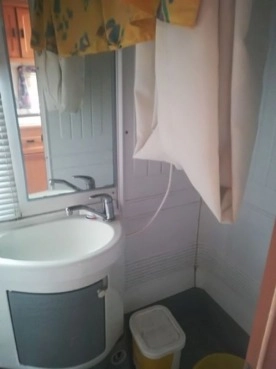                         Zamienię lub sprzedam campera - zdjęcie 6
                        