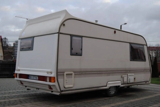                         SAM Lekka DMC 750 kg! Ciepła woda! Ogrzewanie! WC! Prysznic! Zadbana! - zdjęcie 6
                        