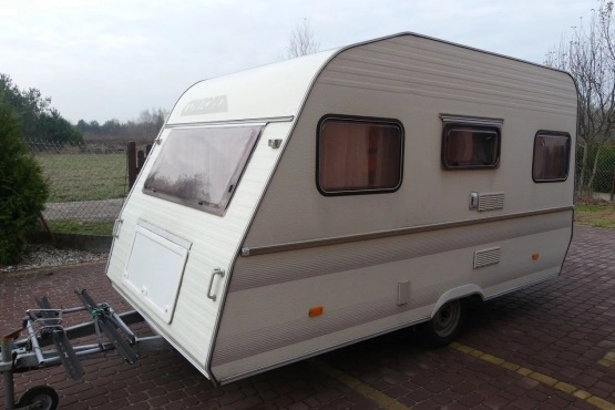                         Przyczepa 4-osobowa HOME-CAR 36 z 1989 r. - zdjęcie 1
                        