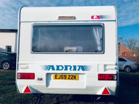                         Przyczepa Adria 461DB, 2004 rok - zdjęcie 5
                        