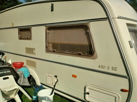                         Angielska przyczepa Vanroyce Caravans Model 450 - zdjęcie 10
                        