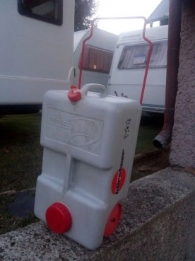                         Zbiornik na wodę 30 litrów - zdjęcie 2
                        