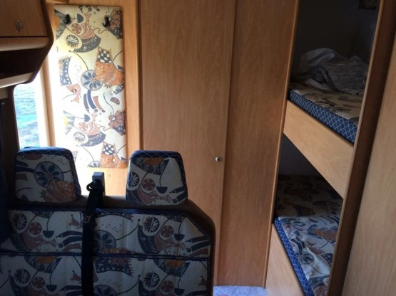                         Fiat Ducato Burstner 535 Active 1.9 td, 98 rok, kamper oryginał opłacony - zdjęcie 9
                        