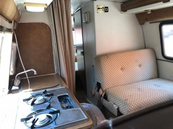                         Dodge Camper - zdjęcie 19
                        
