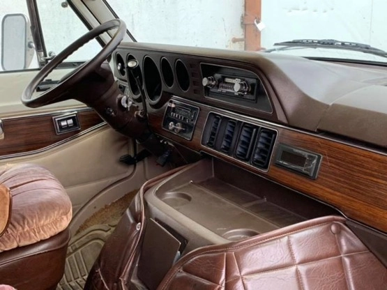                         Dodge Camper - zdjęcie 23
                        