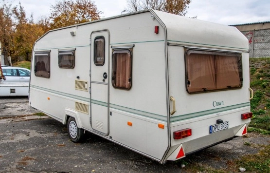                         Przyczepa kempingowa Elddis Sceptre Crown - zdjęcie 1
                        