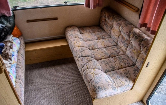                         Przyczepa kempingowa Elddis Sceptre Crown - zdjęcie 6
                        