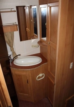                         Przyczepa Fleedwood, rok 2004 - zdjęcie 20
                        