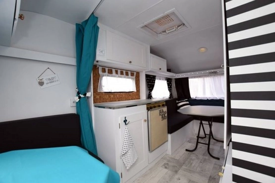                         Przyczepa Kempingowa De Reu 4000 - zdjęcie 3
                        