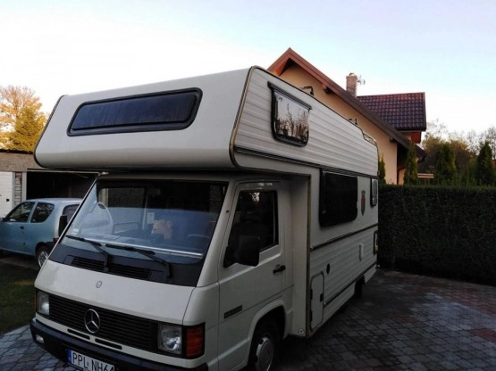                         Mercedes MB100 89R 2,4D 5 osobowy - zdjęcie 11
                        