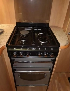                         Przyczepa kempingowa ACE, rok produkcji 2005 - zdjęcie 20
                        