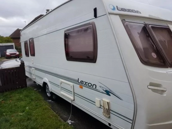                         Przyczepa kempingowa 5-6 osobowa - zdjęcie 1
                        