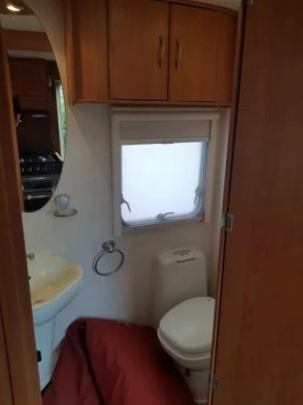                         Przyczepa kempingowa 5-6 osobowa - zdjęcie 2
                        