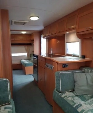                         Przyczepa kempingowa 5-6 osobowa - zdjęcie 4
                        