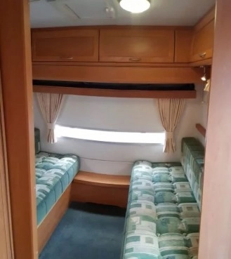                         Przyczepa kempingowa 5-6 osobowa - zdjęcie 6
                        