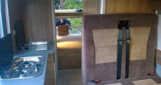                         Auto Citroen Jumper II Camper Van - zdjęcie 7
                        