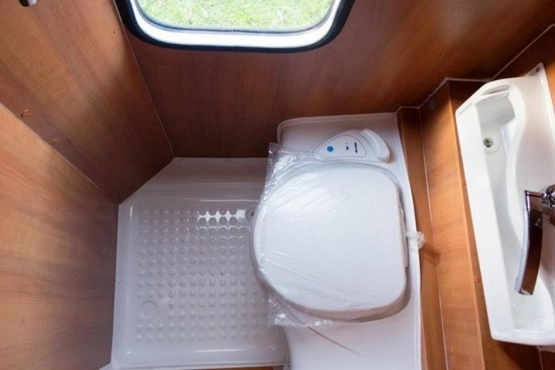                         Nowa Przyczepa Kempingowa N126ET Toaleta Prysznic Kuchnia Ogrzewanie SUPER OKAZJA Wyprzedaż 2018 - zdjęcie 5
                        