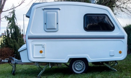                         Nowa Przyczepa Kempingowa N126ET Toaleta Prysznic Kuchnia Ogrzewanie SUPER OKAZJA Wyprzedaż 2018 - zdjęcie 9
                        